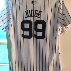 Authentic Majestic EUC Aaron Judge Yankees Jersey